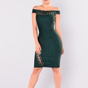 The Feeling Bandage bodycon Dress Hunter Green
